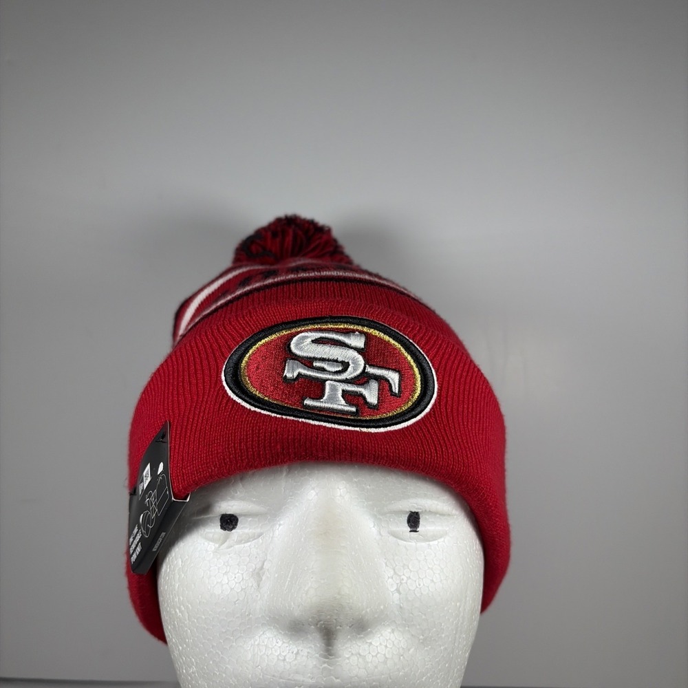 New Era San Francisco 49ers Red knit NFL Removable Pom Pom Beanie Hat - Picture 2 of 12